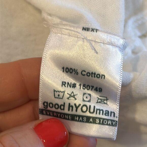 Good hYOUman White Cropped Tank “stay strong” - Picture 8 of 8